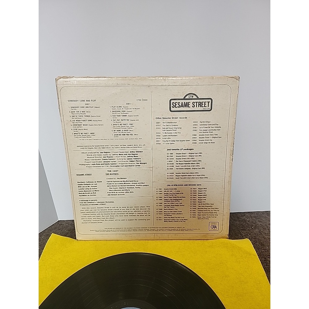 Sesame Street - Somebody Come & Play With Me On Sesame Street Vinyl Record LP - Picture 2 of 8